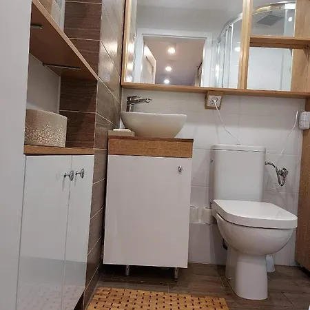 Ogrody/jezyce Διαμέρισμα