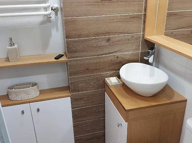 Ogrody/jezyce شقة *